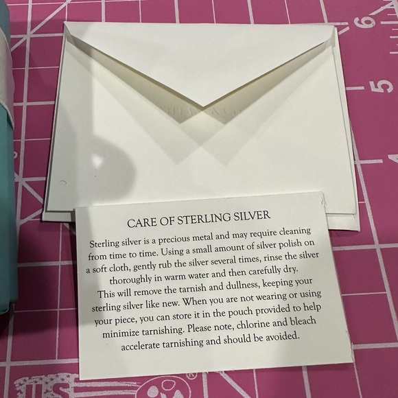 SOLD Auth Return to Tiffany & Co Devil charm w/ blue enamel horns & 16” chain - Picture 6 of 12